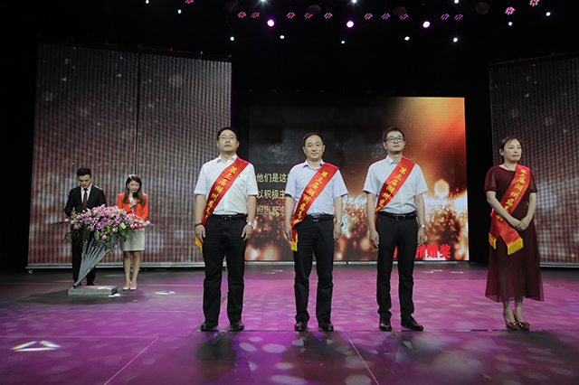 J9���λ�-������Ϸ��һƷ��