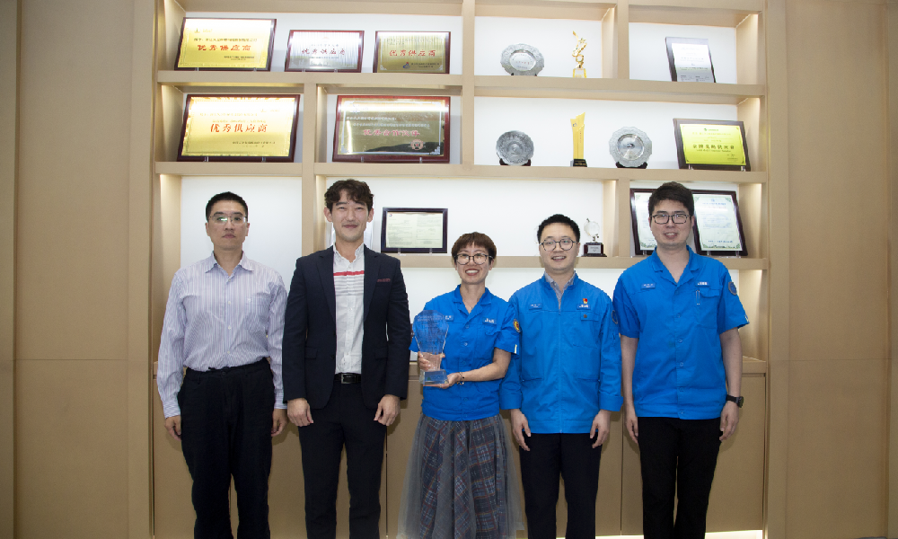 J9���λ�-������Ϸ��һƷ��